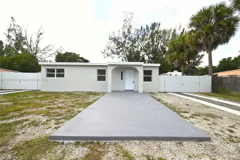 12770 Westview Dr, Miami, FL 33167