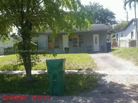 3710 NW 7th Pl, Lauderhill, FL 33311