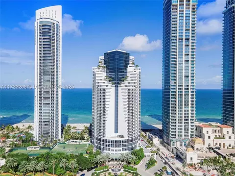 18001 Collins Ave #916, Sunny Isles Beach, FL 33160
