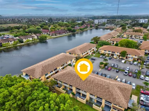 440 NW 214th St #203, Miami Gardens, FL 33169