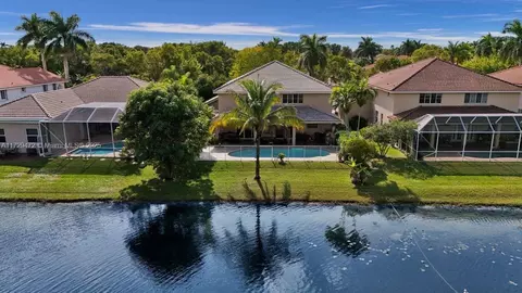 3860 Heron Ridge Ln, Weston, FL 33331