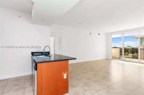 4100 Salzedo St #513, Coral Gables, FL 33146