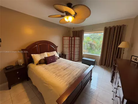 6010 S Falls Cir Dr #304, Lauderhill, FL 33319