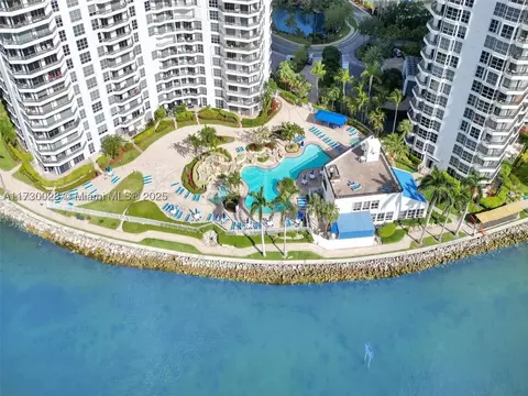 19195 NE 36th Ct #501, Aventura, FL 33180
