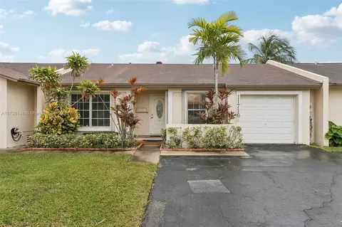 11716 SW 110th Ter, Miami, FL 33186