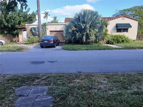 1023 S 16th Ave, Hollywood, FL 33020