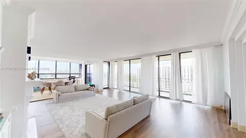 11113 Biscayne Blvd #1252, Miami, FL 33181