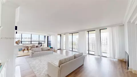 11113 Biscayne Blvd #1252, Miami, FL 33181