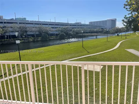 7348 SW 82nd St #C217, Miami, FL 33143