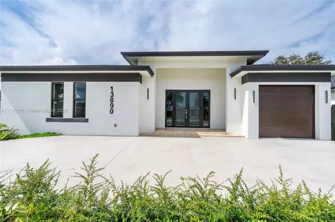 13890 Jefferson St, Miami, FL 33176