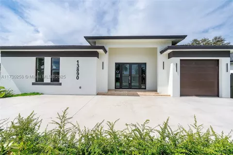 13890 Jefferson St, Miami, FL 33176