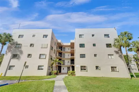 8500 SW 133rd Ave Rd #411, Miami, FL 33183