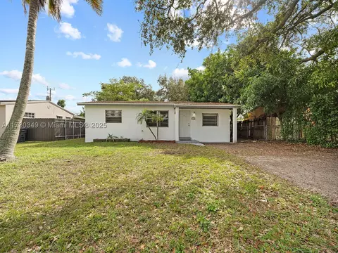 6316 Grant St, Hollywood, FL 33024