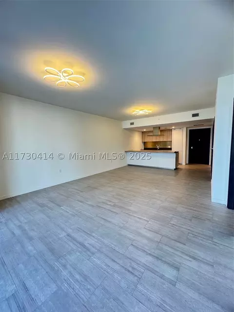 1000 Brickell Plz #3214, Miami, FL 33131