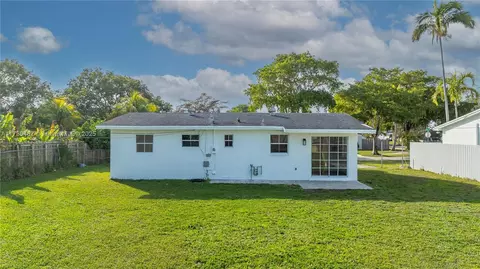 20105 Ranch Rd, Cutler Bay, FL 33189 photo 9
