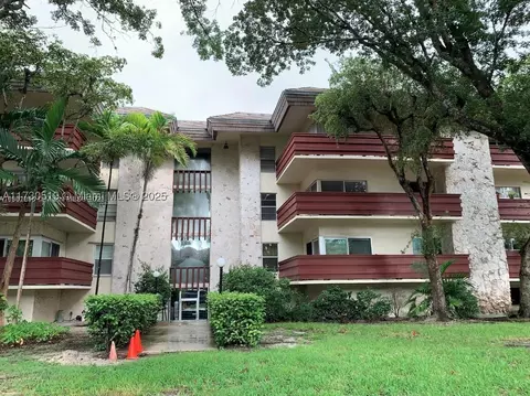 1205 Mariposa Ave #411, Coral Gables, FL 33146