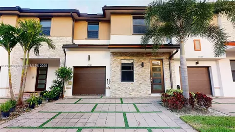 15585 NW 91st Ct #1, Miami Lakes, FL 33018