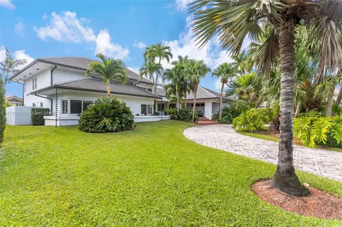 9260 SW 101 St, Miami, FL 33176