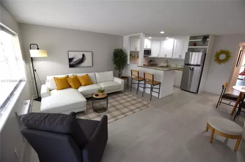 129 Andover E #129-E, West Palm Beach, FL 33417