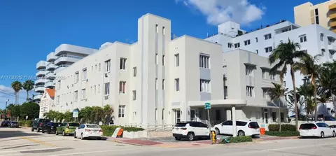 3700 Collins Ave #S-208, Miami Beach, FL 33140