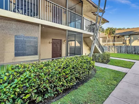 10031 Winding Lake Rd #103, Sunrise, FL 33351
