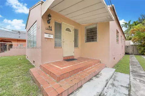 1255 SW 16th St, Miami, FL 33145