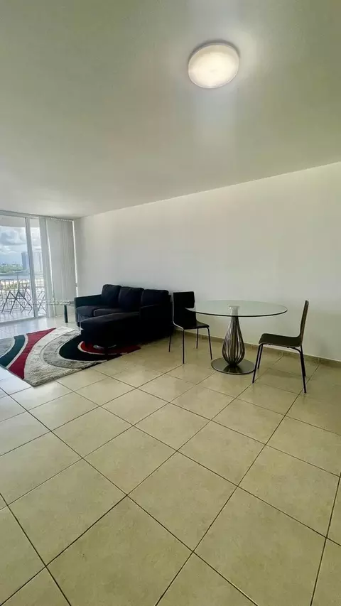 18031 Biscayne Blvd #1103, Aventura, FL 33160