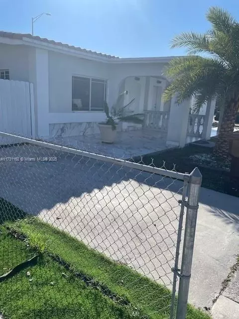 Undisclosed, Hialeah, FL 33012 photo 5