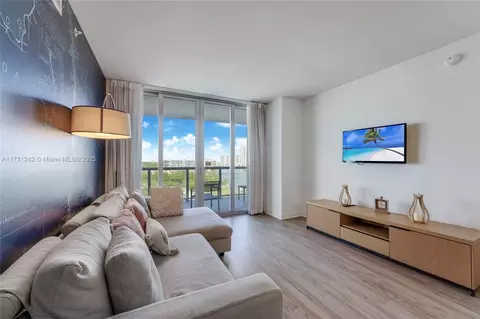 2602 E Hallandale Beach Blvd #R1006, Hallandale Beach, FL 33009