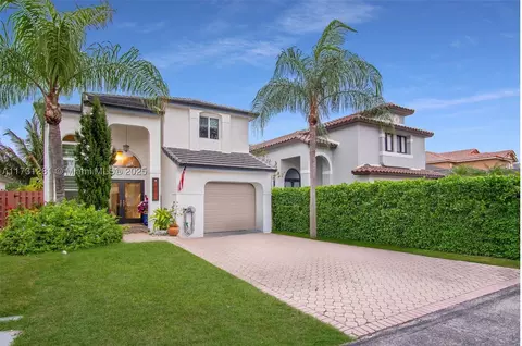 15617 SW 100th Ter, Miami, FL 33196