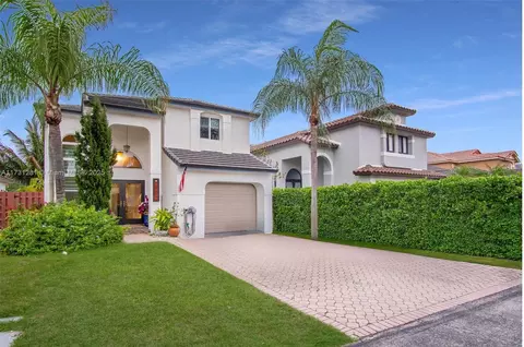15617 SW 100th Ter, Miami, FL 33196