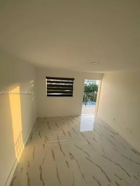 Undisclosed, Hialeah, FL 33012 photo 15