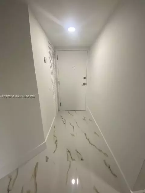 Undisclosed, Hialeah, FL 33012 photo 8