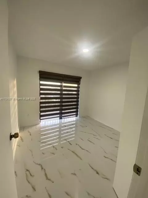 Undisclosed, Hialeah, FL 33012 photo 3