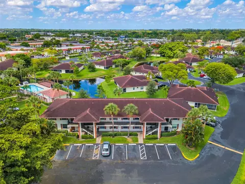 9849 Three Lakes Cir #1H, Boca Raton, FL 33428