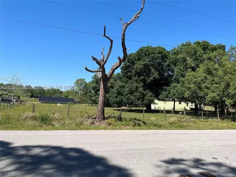 1950 Tampa Ave, Clewiston, FL 33440 photo 1