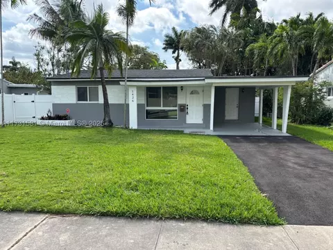 1426 Arthur St, Hollywood, FL 33020