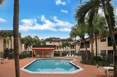 3043 Riverside Dr #222, Coral Springs, FL 33065