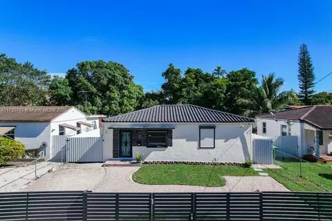 35 SW 63rd Ct, Miami, FL 33144