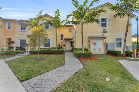 132 SE 28th Pl #9, Homestead, FL 33033