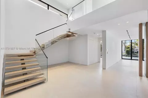 960 Mariner Dr, Key Biscayne, FL 33149 photo 14
