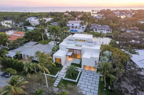 960 Mariner Dr, Key Biscayne, FL 33149 photo 7