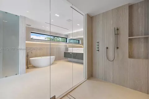 960 Mariner Dr, Key Biscayne, FL 33149 photo 52