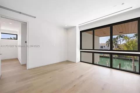 960 Mariner Dr, Key Biscayne, FL 33149 photo 39