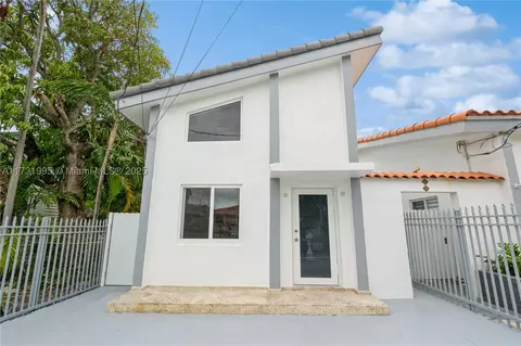 1439 SW 19th Ter, Miami, FL 33145