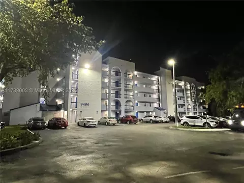 9460 Fontainebleau Blvd #331, Miami, FL 33172