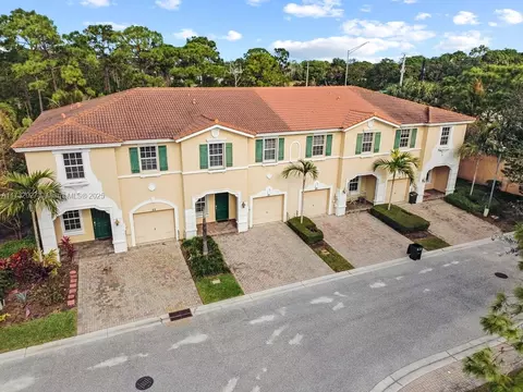 55 SW Squirrel Nest Way, Stuart, FL 34997