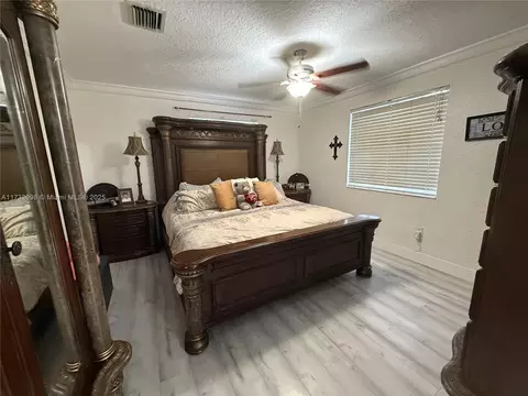 Bedroom - 6025 E 4th Ave, Hialeah, FL 33013 photo 1 of 3
