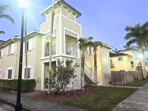 373 NE 26th Pl #204, Homestead, FL 33033