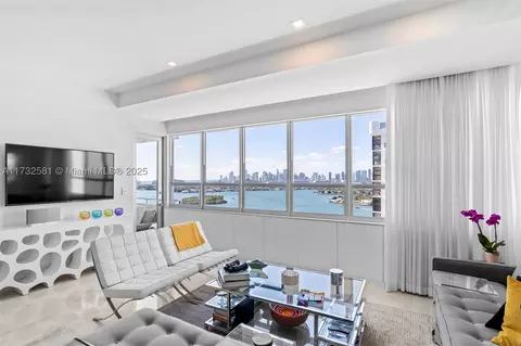 11 Island Ave #PH3, Miami Beach, FL 33139